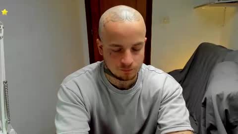 Layne online show from June 2026 01:54:01 PM