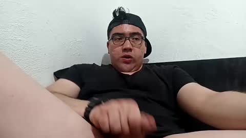 Snapshot of _leclerc_ chatting on February 2025 06:10:02 PM _leclerc_ online show from February 2025 06:10:02 PM