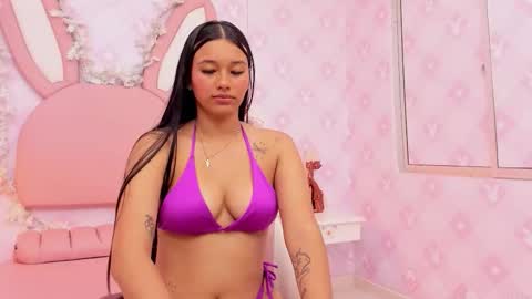  Lia Swan  online show from November 2025 04:23:02 AM