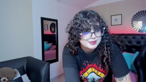 Liily online show from February 2026 04:32:01 AM