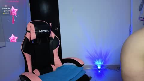 Lindasy online show from May 2026 03:39:02 PM