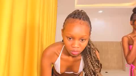 Littlevenus online show from March 2026 02:18:01 AM