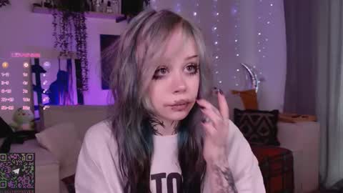 Snapshot of _lollyshy_ chatting on February 2026 07:57:02 AM Lolly online show from February 2026 07:57:02 AM