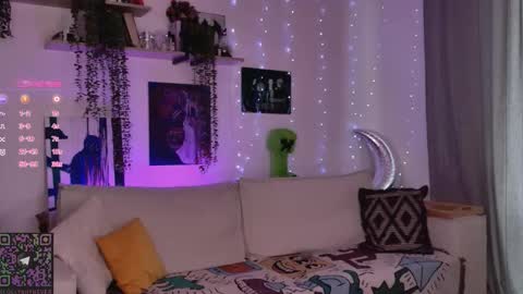 Snapshot of _lollyshy_ chatting on February 2026 08:27:02 AM Lolly online show from February 2026 08:27:02 AM