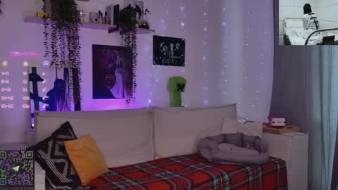 Snapshot of _lollyshy_ chatting on March 2026 08:33:01 AM Lolly online show from March 2026 08:33:01 AM