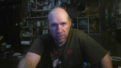 That guy online show from November 2025 06:06:02 PM