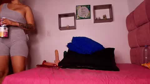 Snapshot of _lorrayne_ chatting on January 2025 11:56:02 AM Lorrayne online show from January 2025 11:56:02 AM