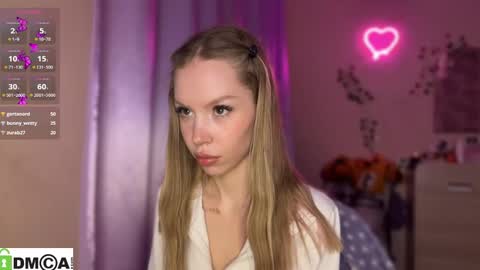 Snapshot of _love_me_again chatting on October 2025 09:45:01 PM Katie online show from October 2025 09:45:01 PM