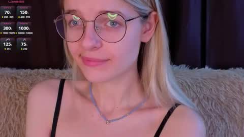 Snapshot of _luckybet_ chatting on December 2025 09:42:02 PM Monica online show from December 2025 09:42:02 PM