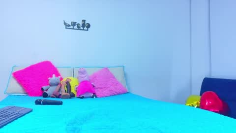 Lucy  online show from October 2025 03:14:01 AM