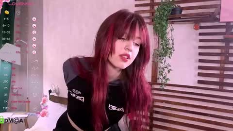 Snapshot of _lucystars chatting on November 2025 02:23:01 PM _lucystars online show from November 2025 02:23:01 PM