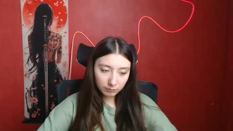 Luna online show from October 2025 05:48:02 AM