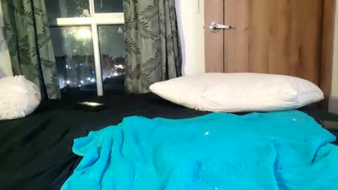 _lunaa__ online show from December 2024 07:20:02 AM