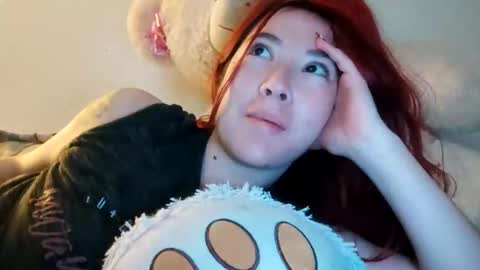 _lunaa__ online show from February 2025 04:44:01 AM