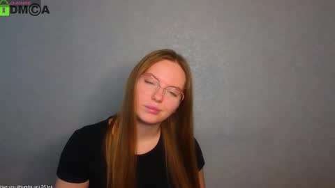Snapshot of _lysafeta_ chatting on February 2025 11:21:01 AM Welcome guys Pleasure to see you all here My name is Lysafeta and MichaelaTip menu is active Private is open online show from February 2025 11:21:01 AM