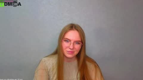 Snapshot of _lysafeta_ chatting on February 2025 01:22:01 PM Welcome guys Pleasure to see you all here My name is Lysafeta and MichaelaTip menu is active Private is open online show from February 2025 01:22:01 PM