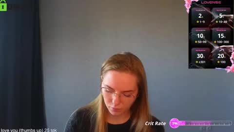 Snapshot of _lysafeta_ chatting on September 2025 10:26:01 AM Welcome guys Pleasure to see you all here My name is Lysafeta and MichaelaTip menu is active Private is open online show from September 2025 10:26:01 AM
