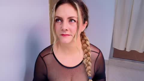Snapshot of _madamemature_ chatting on May 2026 05:39:01 PM Lady Chanel online show from May 2026 05:39:01 PM