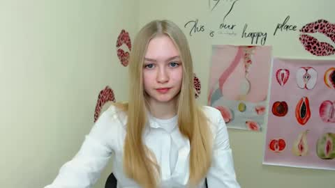 Clara online show from March 2025 07:27:02 AM