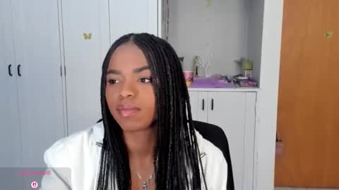 Snapshot of _marcela_22 chatting on September 2025 09:09:02 PM MARCELA online show from September 2025 09:09:02 PM