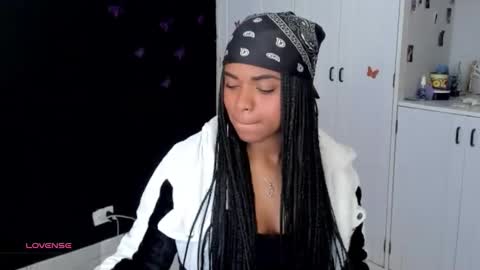 Snapshot of _marcela_22 chatting on October 2025 09:56:01 PM MARCELA online show from October 2025 09:56:01 PM