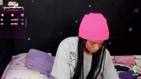 Snapshot of _marcela_22 chatting on December 2025 08:14:02 PM MARCELA online show from December 2025 08:14:02 PM