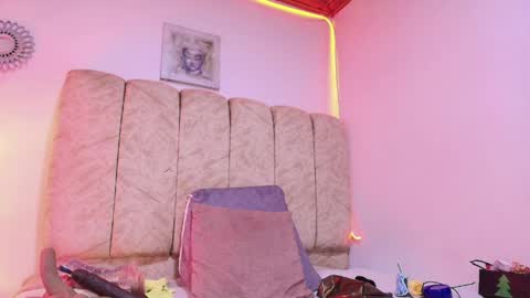 _marcela__ online show from April 2026 11:16:02 AM