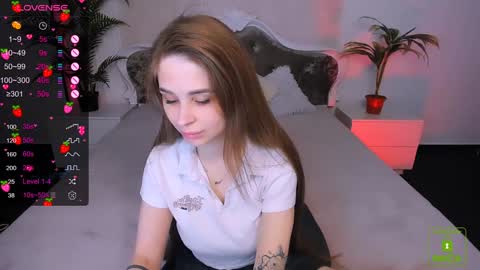 Eva  online show from January 2025 07:18:02 PM