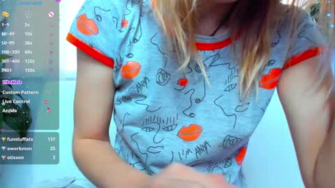 Scarlett online show from February 2025 07:50:02 AM