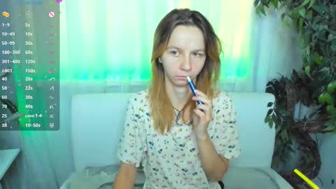 Scarlett online show from September 2025 06:27:02 AM