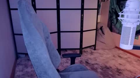 Mariko online show from December 2025 03:19:02 PM