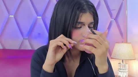 Snapshot of _maskedgirl_ chatting on November 2025 11:56:01 AM Nahayo online show from November 2025 11:56:01 AM