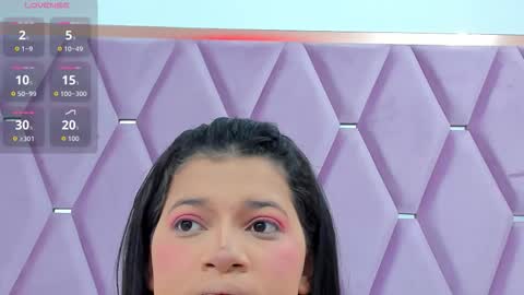 Snapshot of _maskedgirl_ chatting on November 2025 09:09:01 AM Nahayo online show from November 2025 09:09:01 AM