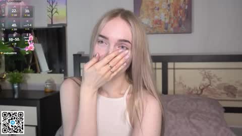 Elva and Kate  online show from September 2025 08:08:01 AM