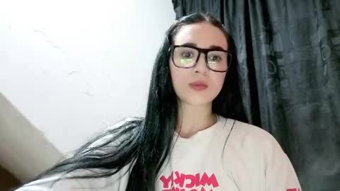 _meduza_z online show from May 2026 02:51:01 AM