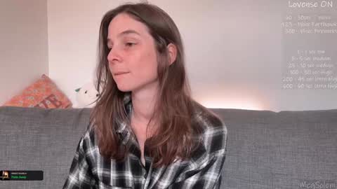 Snapshot of _meg chatting on December 2025 09:04:02 AM Meg online show from December 2025 09:04:02 AM