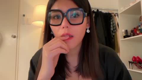 Snapshot of _meganvalle chatting on June 2026 12:32:02 AM Megan online show from June 2026 12:32:02 AM