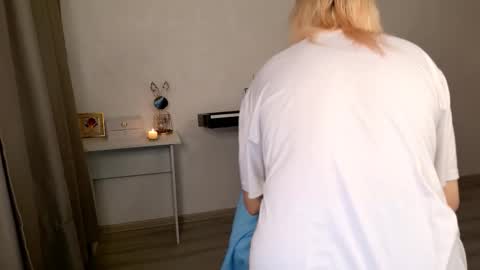 Snapshot of _meow_neko_ chatting on November 2025 08:47:02 PM _meow_neko_ online show from November 2025 08:47:02 PM