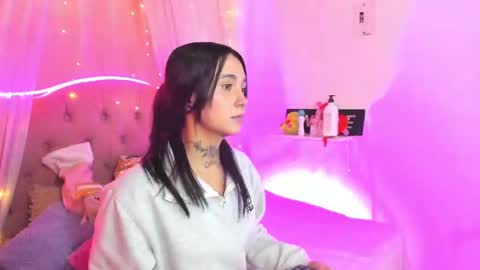 Snapshot of _mia_9 chatting on February 2025 10:03:01 PM Mia online show from February 2025 10:03:01 PM