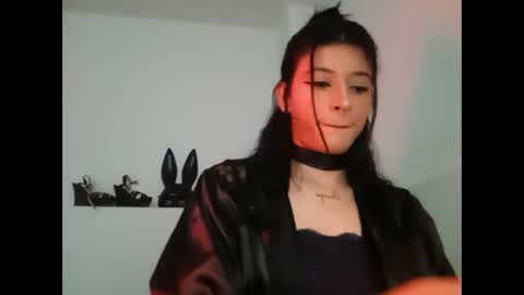 Snapshot of _mia_foster1 chatting on February 2025 01:21:02 AM Mia-foster online show from February 2025 01:21:02 AM