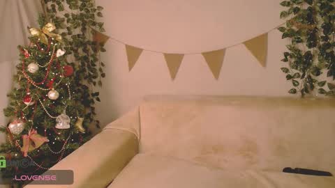 Snapshot of _mia_more chatting on January 2025 12:20:01 AM Mia online show from January 2025 12:20:01 AM