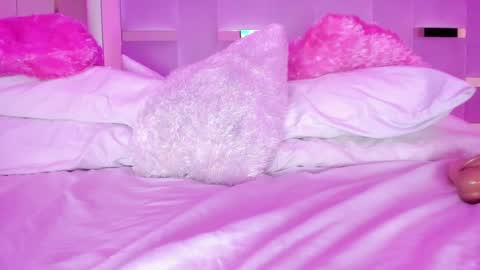 Snapshot of _mia_sweett chatting on December 2024 02:31:01 AM MIA online show from December 2024 02:31:01 AM