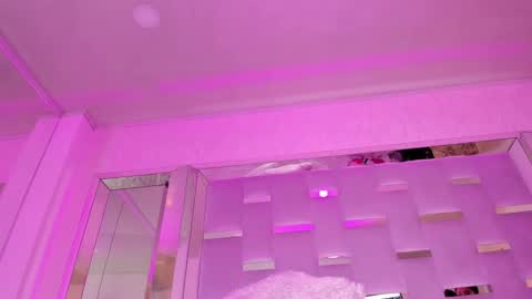 Snapshot of _mia_sweett chatting on February 2025 01:20:02 AM MIA online show from February 2025 01:20:02 AM