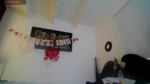  Mia  online show from February 2026 12:41:02 PM