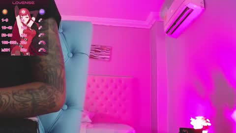 Paula online show from December 2025 11:27:02 AM