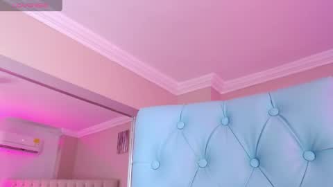 Paula online show from May 2026 12:32:01 PM