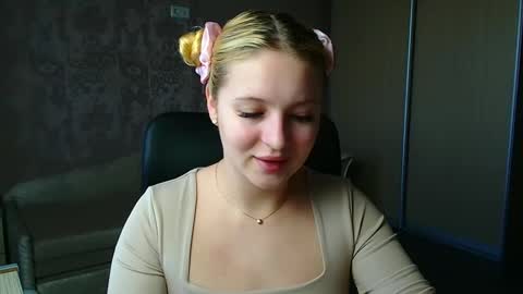 Melanie online show from May 2026 07:16:02 AM