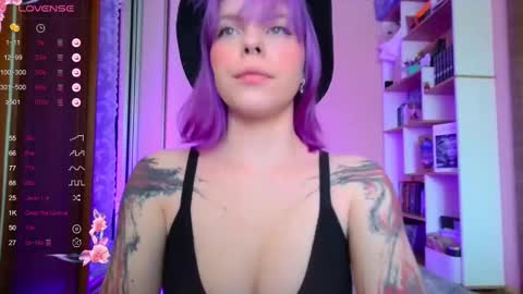 Kate online show from March 2025 10:59:02 AM