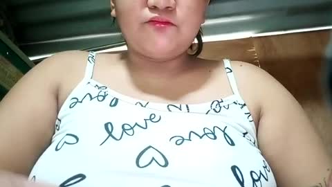 _milkytitsmomxx_ online show from July 2026 02:33:02 AM