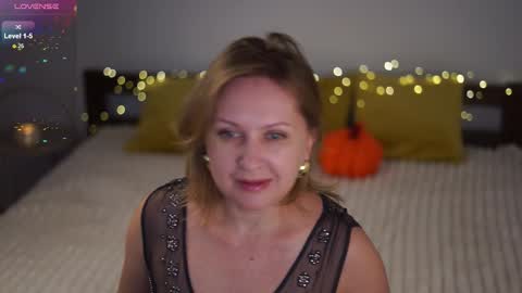 Snapshot of _million_dollarsmile chatting on September 2025 09:33:02 AM _million_dollarsmile online show from September 2025 09:33:02 AM